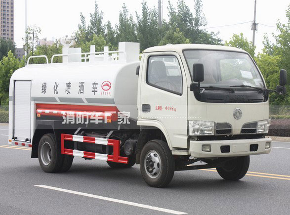 消防灑水車(chē)射程_4噸東風(fēng)多利卡消防灑水車(chē)價(jià)格