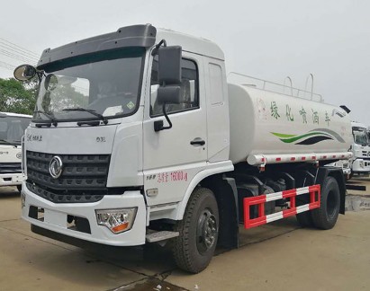 東風(fēng)D3L灑水車(chē)圖片 東風(fēng)D3L灑水車(chē)圖片
